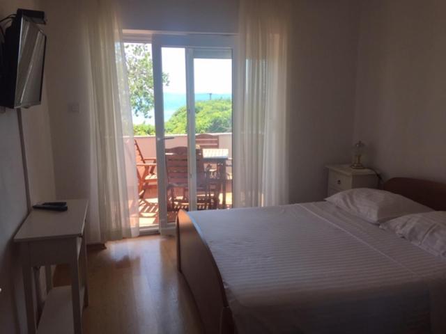 Apartments Karaman Подстрана Екстериор снимка